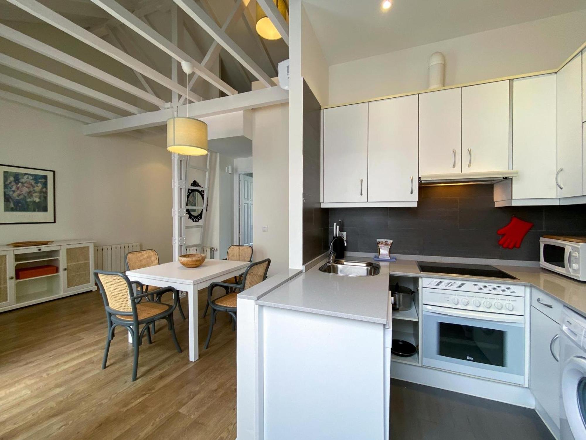 Montaber Apartments - La Paz Market 마드리드 객실 사진